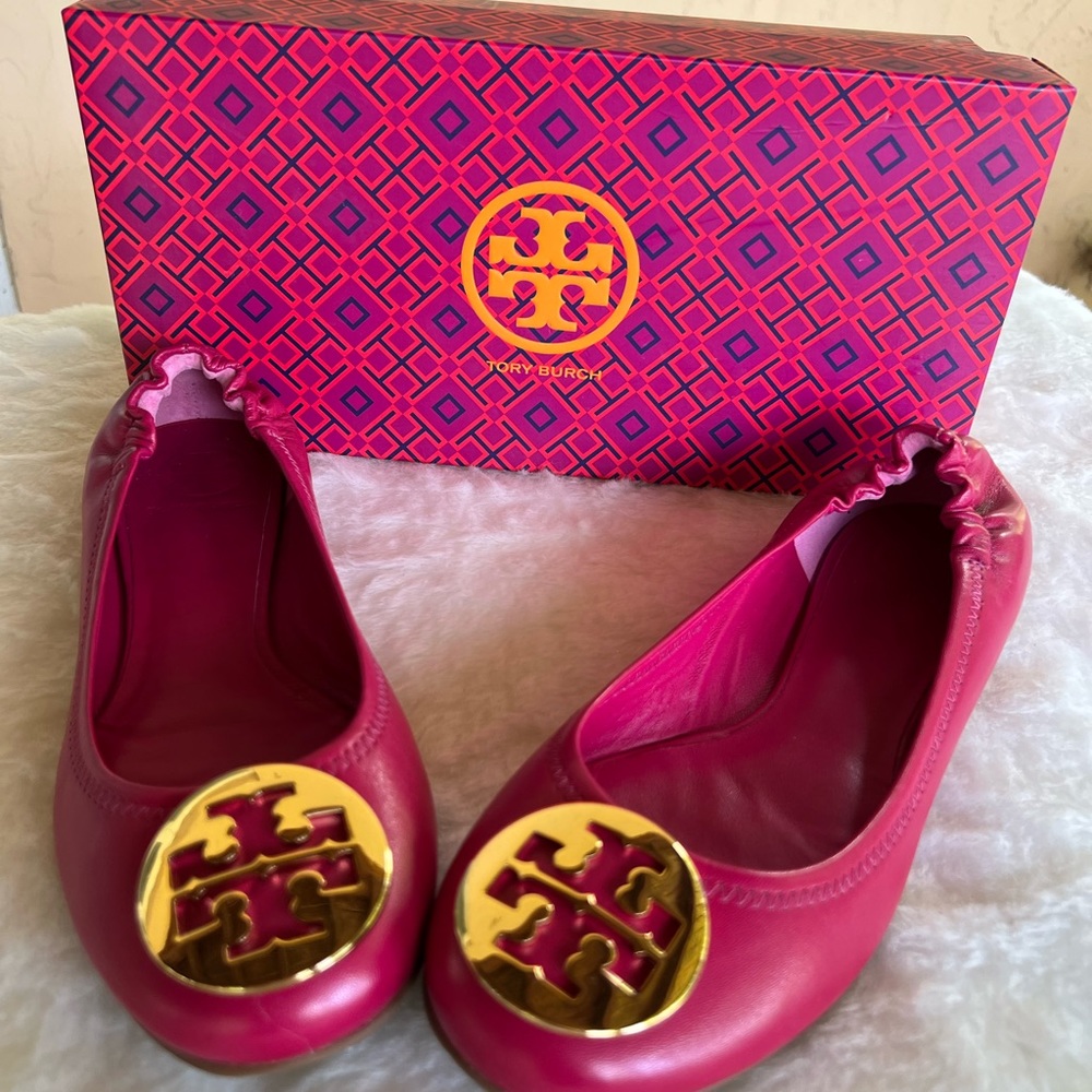 NWT Tory Burch Flats Size 8